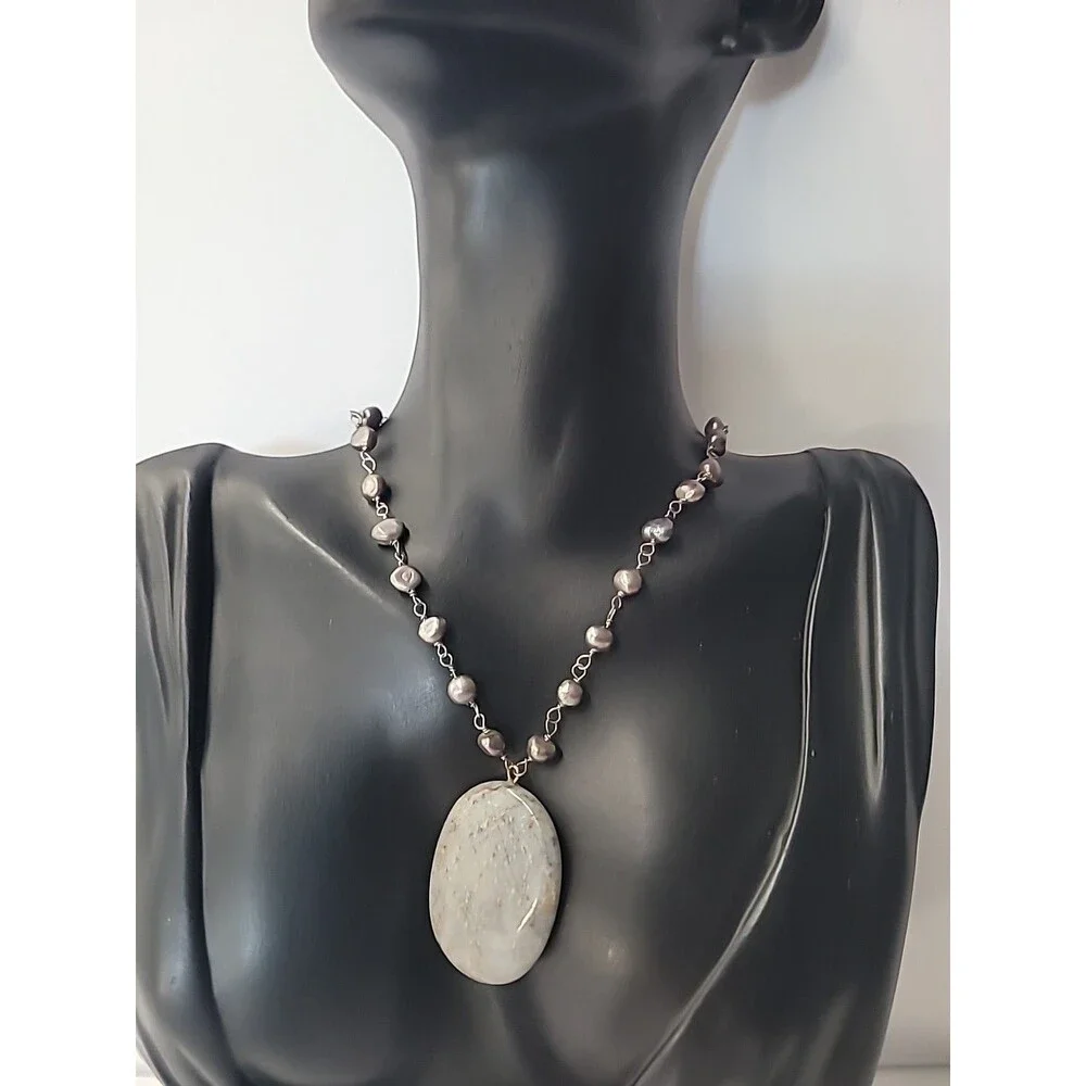 Vintage Silver Tone Beaded Necklace Gray Oval Natural Stone Pendant Boho Artisan - Picture 2 of 11